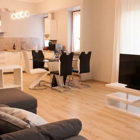 Lg Apartment Stresa Exterior photo